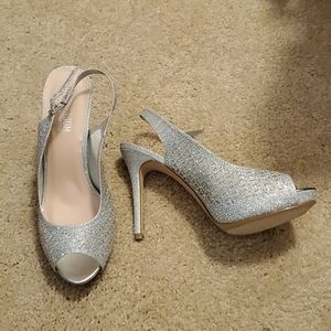 Brand new sparkly heels
